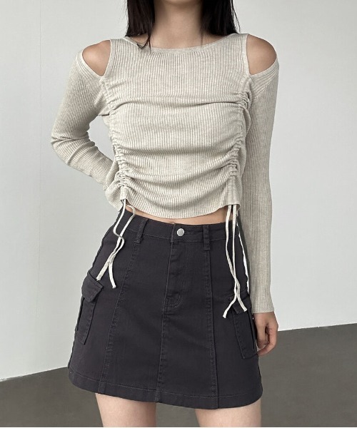 gossip!ロサンゼルス(ゴシップロサンゼルス)の「Y2K カットアウトシャーリングリボンリブニットトップス(Tシャツ/カットソー・レディース・ブラック/パープル/ベージュ/オフホワイト・FREE)」の13枚目の写真