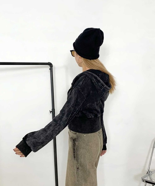 non-hedge（ノンヘッジ）の「ブリーチジップアップショート丈パーカー（パーカー・レディース・ブラック/グレー・FREE）」の21枚目の写真