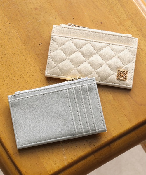 ALTROSE（アルトローズ）の「ミニ財布 カードケース キルティング フラグメントケース ルルナ（カードケース・レディース・ブラック/グレイッシュベージュ/アイボリー/グレー/ライトピンク・FREE）」の12枚目の写真