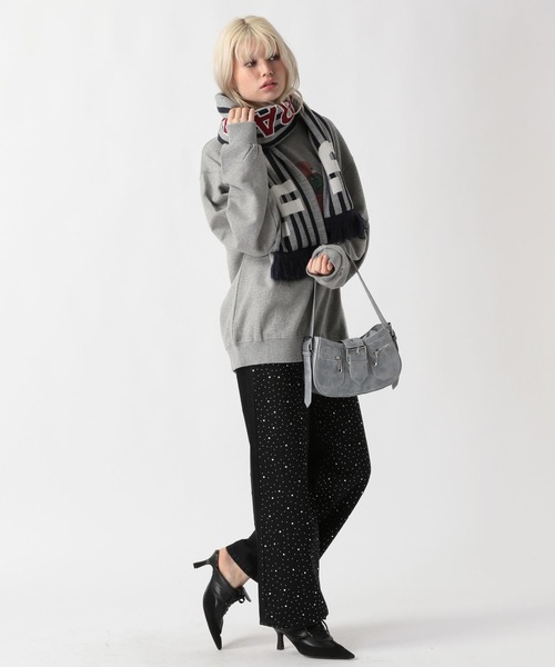 FOREVER 21（フォーエバー トゥエンティーワン）の「【2024FW】ジャガードマフラー（マフラー・レディース・レッド/グレー/ブルー・FREE）」の6枚目の写真