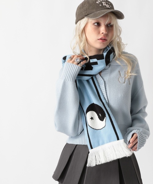 FOREVER 21（フォーエバー トゥエンティーワン）の「【2024FW】ジャガードマフラー（マフラー・レディース・レッド/グレー/ブルー・FREE）」の15枚目の写真