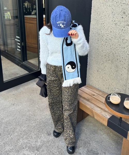 FOREVER 21（フォーエバー トゥエンティーワン）の「【2024FW】ジャガードマフラー（マフラー・レディース・レッド/グレー/ブルー・FREE）」の11枚目の写真