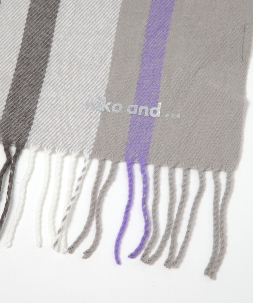 niko and...（ニコアンド）の「オリジナルチェックストール（ストール/ショール・レディース・その他1/グリーン/レッド/グレー/その他3/その他2/ネイビー/オフホワイト・0）」の22枚目の写真