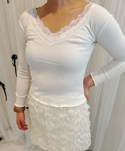 frunco（フランコ）の「【ZOZO限定】レース付き起毛カットロンT（Tシャツ/カットソー・レディース・ブラック/ホワイト・MEDIUM）」の11枚目の写真