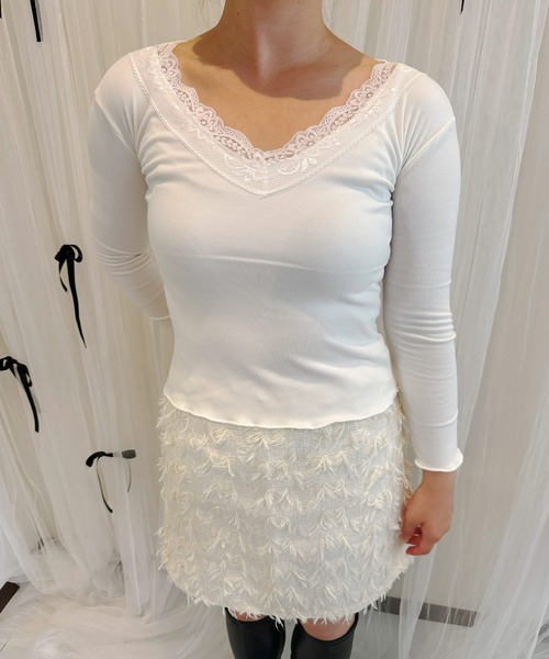 frunco（フランコ）の「【ZOZO限定】レース付き起毛カットロンT（Tシャツ/カットソー・レディース・ブラック/ホワイト・MEDIUM）」の12枚目の写真