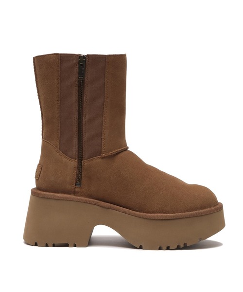 UGG(アグ)の「W CLASSIC TWIN SEAM NEW HEIGHTS 1158313-CHE(ブーツ・レディース・ブラウン・6/7/8/5)」の2枚目の写真