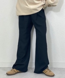 スーツ地タックパンツ