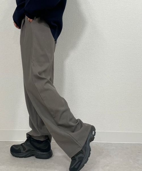 gossara(ゴサラ)の「スーツ地タックパンツ(スラックス・レディース・ブラック/カーキ/グレー・MEDIUM)」の8枚目の写真