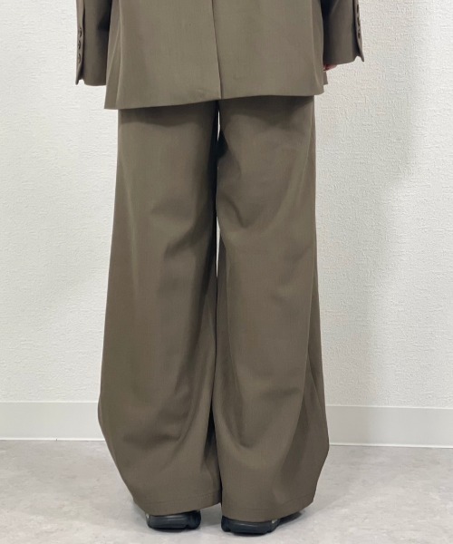 gossara(ゴサラ)の「スーツ地タックパンツ(スラックス・レディース・ブラック/カーキ/グレー・MEDIUM)」の7枚目の写真