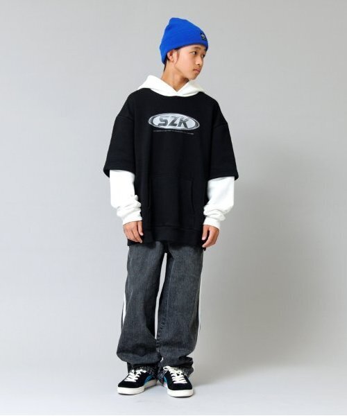 GLAZOS（グラソス）の「【大人向けサイズあり】【あったか】裏起毛・袖レイヤードフロントプリントパーカー（パーカー・キッズ・ブラック/ブルー・L/M/S/LL）」の5枚目の写真