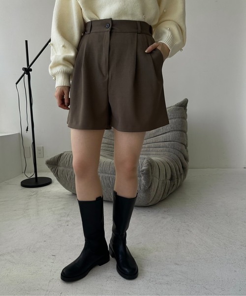 I_am(アイアム)の「double tuck short pants / ダブルタックショートパンツ(その他パンツ・レディース・ベージュ/ブラック/カーキブラウン・FREE)」の11枚目の写真