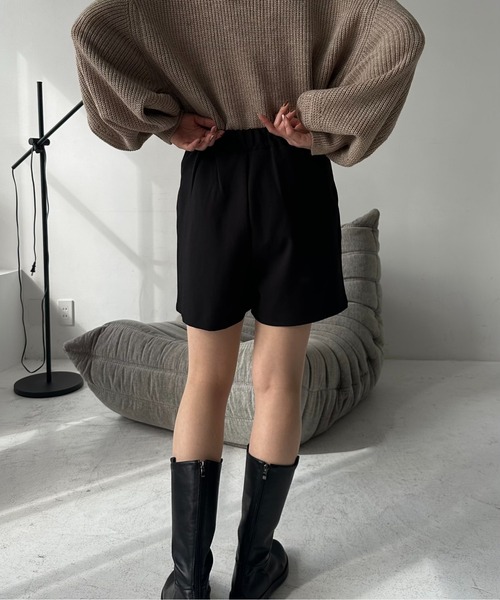 I_am(アイアム)の「double tuck short pants / ダブルタックショートパンツ(その他パンツ・レディース・ベージュ/ブラック/カーキブラウン・FREE)」の7枚目の写真