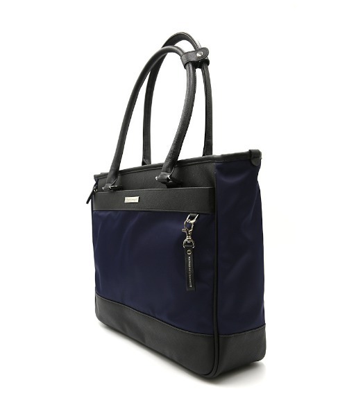 KATHARINE E HAMNETT(キャサリン・イー・ハムネット)の「【KATHARINE E HAMNETT-キャサリン・イー・ハムネット-】トートバック ナイロン×サフィアーノ調 多収納 無地 通年(トートバッグ・メンズ・ネイビー/ブラック・FREE)」の13枚目の写真