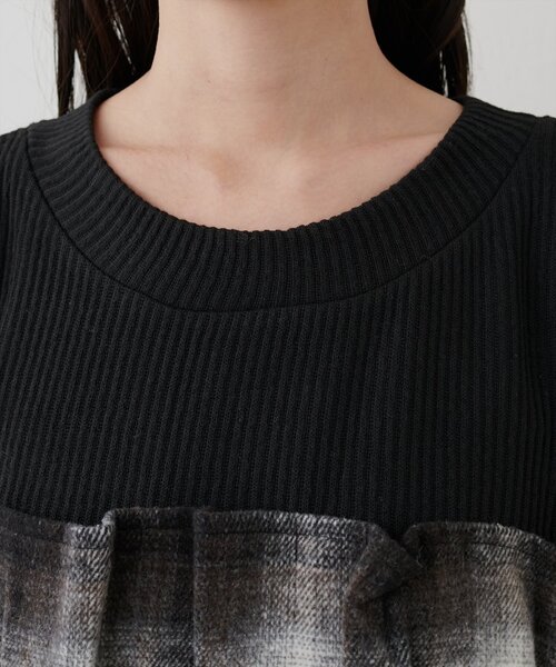 natural couture(ナチュラルクチュール)の「【WEB限定】ビスチェ風ドッキングリブカットTOPS(ニット/セーター・レディース・ボルドー/ブラック・FREE)」の14枚目の写真
