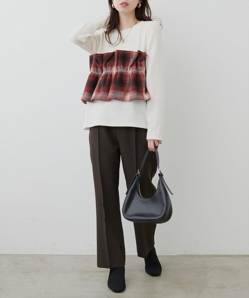 natural couture(ナチュラルクチュール)の「【WEB限定】ビスチェ風ドッキングリブカットTOPS(ニット/セーター・レディース・ボルドー/ブラック・FREE)」の4枚目の写真