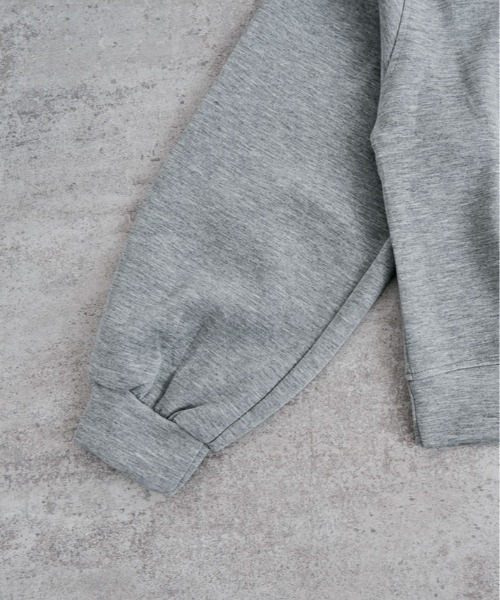 kirakiraShop（キラキラショップ）の「ゆるっと肌見せ、抜け感カジュアル。オフショル トップス（スウェット・レディース・ホワイト/ブラック/グレー・FREE）」の21枚目の写真