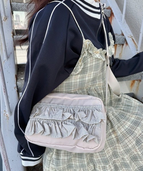 セール】フリルナイロンショルダーバッグ（ボディバッグ/ウエスト