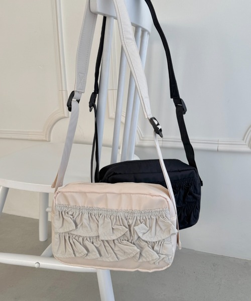 セール】フリルナイロンショルダーバッグ（ボディバッグ/ウエスト