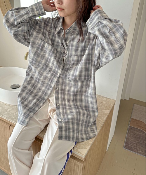 PILIT(ピリット)の「ビッグチェックシャツ(シャツ/ブラウス・レディース・ブルー/グレー・MEDIUM)」の16枚目の写真