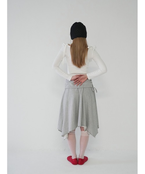 Uenui(ウニュイ)の「【 cunii 】リボンストラップ オフショルダー トップス(Tシャツ/カットソー・レディース・ピンク/ブラック/アイボリー/ネイビー・FREE)」の21枚目の写真