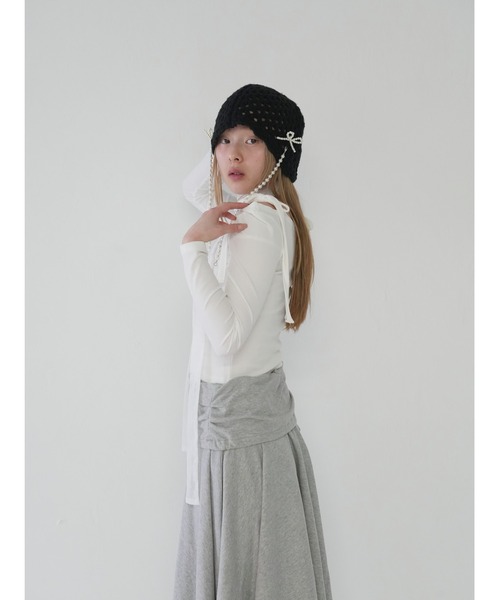 Uenui(ウニュイ)の「【 cunii 】リボンストラップ オフショルダー トップス(Tシャツ/カットソー・レディース・ピンク/ブラック/アイボリー/ネイビー・FREE)」の8枚目の写真