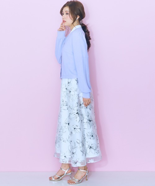 marun(マルン)の「<大きいサイズ>オーガンジーシアー花柄スカート marun(スカート・レディース・ホワイト/ブラック・L/5L/4L/3L/LL)」の4枚目の写真