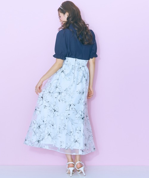 marun(マルン)の「<大きいサイズ>オーガンジーシアー花柄スカート marun(スカート・レディース・ホワイト/ブラック・L/5L/4L/3L/LL)」の7枚目の写真