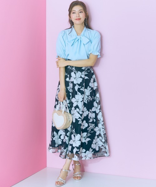 marun(マルン)の「<大きいサイズ>オーガンジーシアー花柄スカート marun(スカート・レディース・ホワイト/ブラック・L/5L/4L/3L/LL)」の21枚目の写真