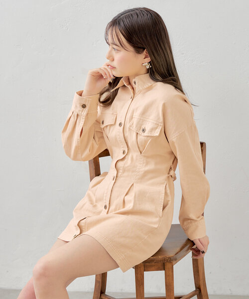 Chico（チコ）の「デニム切り替えミニワンピース（ワンピース・レディース・ピンク/ネイビー/ベージュ・FREE）」の3枚目の写真