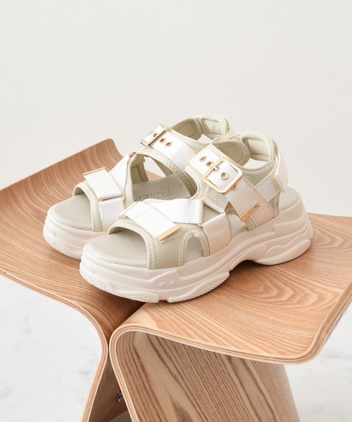Bridget Birkin(ブリジットバーキン)の「【Bridget Birkin】ベルクロカジュアル厚底スポサン(552120)(サンダル・レディース・グレイッシュベージュ/アイボリー/ブラック・LL/S/M/L)」の13枚目の写真