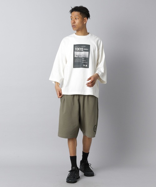 NUMERALS(ヌメラルズ)の「【NUMERALS】ポスタープリントTEE(Tシャツ/カットソー・メンズ・イエロー/ブラック/オフホワイト・MEDIUM/LARGE)」の5枚目の写真