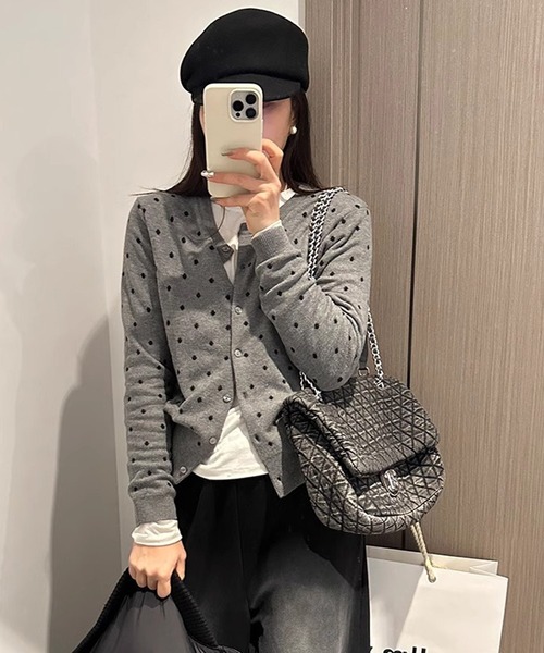 MEMECLE（メメクル）の「【 MEMECLE / メメクル 】ドット ニットカーディガン（カーディガン/ボレロ・レディース・ブラック/グレー・FREE）」の12枚目の写真