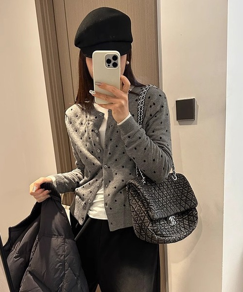 MEMECLE（メメクル）の「【 MEMECLE / メメクル 】ドット ニットカーディガン（カーディガン/ボレロ・レディース・ブラック/グレー・FREE）」の15枚目の写真