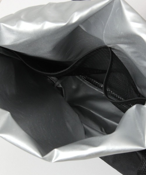 LAKOLE（ラコレ）の「保冷リュック / 284120（バックパック/リュック・レディース・ブラック/ベージュ・FREE）」の8枚目の写真