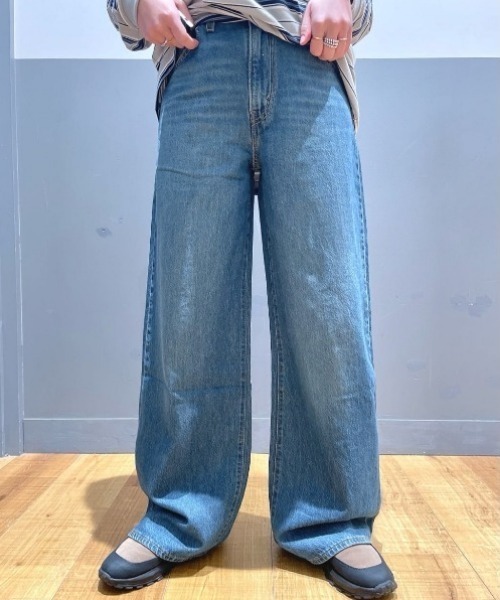 Levi's（リーバイス）の「Levi's(リーバイス)【レディース】「CINCH」バギー（デニムパンツ・レディース・ダークインディゴブルー・25inch/26inch/24inch/27inch）」の22枚目の写真