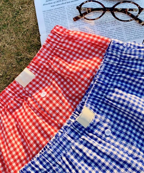 everycoco(エブリーココ)の「【新色追加】夏に大活躍!ギンガムチェックショートパンツ(その他パンツ・レディース・レッド/ブルー/ブラック/ネイビー/ブラウン・M/L)」の12枚目の写真