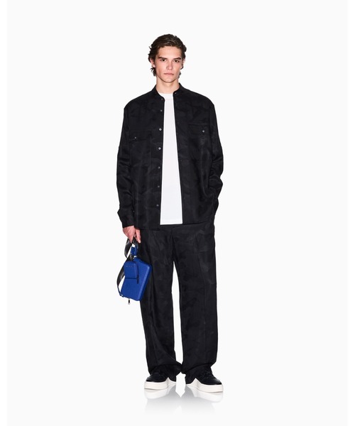 ARMANI EXCHANGE（アルマーニエクスチェンジ）の「【A|X アルマーニ エクスチェンジ】ジャカードカモフラージュ スタンドカラーシャツ/COMFORT（シャツ/ブラウス・メンズ・カモフラージュ・LARGE/SMALL/X-LARGE/MEDIUM/X-SMALL）」の4枚目の写真