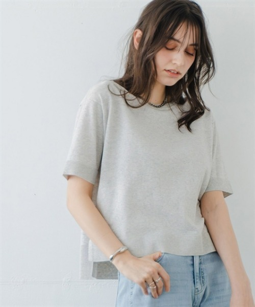Maison INNESS（メゾンアイネス）の「【T-KNIT】綿混5分袖アイレットネックオーバーサイズニットトップス【接触冷感・毛玉になりにくい】＜大きいサイズ有＞（ニット/セーター・レディース・ブラック/ホワイト×ブラック/杢グレー/イエロー/モカ/サックスブルー・3L/S/M/L/LL/4L/5L）」の15枚目の写真