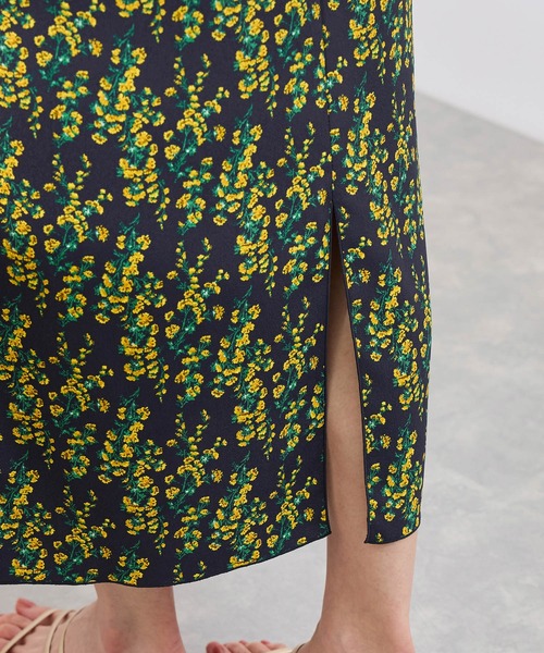 ROPE' PICNIC（ロペピクニック）の「フラワープリントスカート/リンクコーデ（スカート・レディース・ホワイト系その他/ブルー系その他・38）」の7枚目の写真