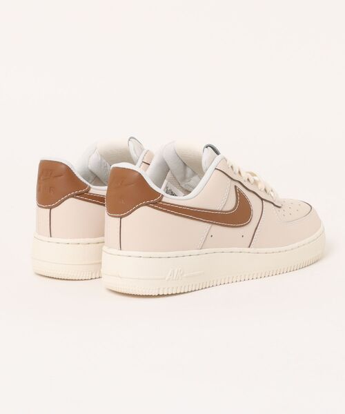 [ナイキ] W AIR FORCE 1 '07 NN ☆送料込☆ セール】NIKE ナイキ AIR FORCE 1 '07 エア フォース 1 '07