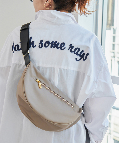 Spick & Span(スピックアンドスパン)の「《WEB限定追加》VIOLAd’ORO / ヴィオラドーロ BIANCA ナイロンショルダー(ショルダーバッグ・レディース・ベージュ系その他/ブラック・FREE)」の22枚目の写真