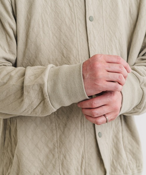 quadro（クオドロ）の「C/NyキルトJQブルゾン（Tシャツ/カットソー・メンズ・ダークネイビー/グレイッシュベージュ・LARGE/MEDIUM）」の21枚目の写真