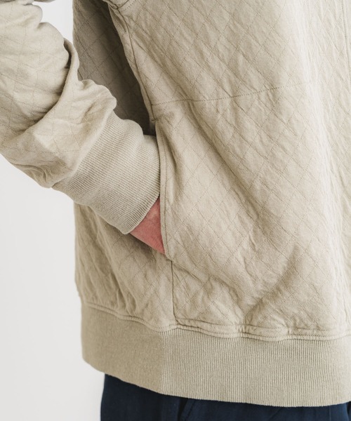 quadro（クオドロ）の「C/NyキルトJQブルゾン（Tシャツ/カットソー・メンズ・ダークネイビー/グレイッシュベージュ・LARGE/MEDIUM）」の22枚目の写真