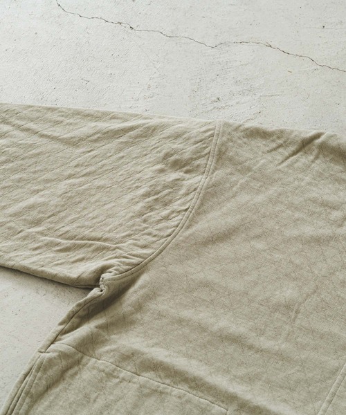 quadro（クオドロ）の「C/NyキルトJQブルゾン（Tシャツ/カットソー・メンズ・ダークネイビー/グレイッシュベージュ・LARGE/MEDIUM）」の11枚目の写真