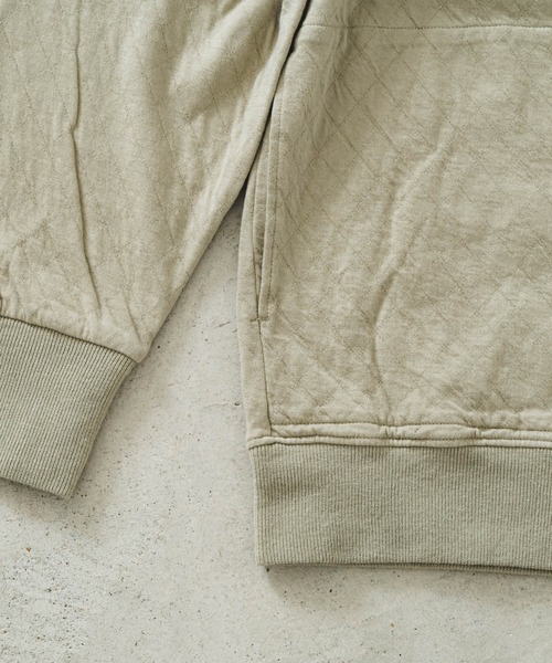 quadro（クオドロ）の「C/NyキルトJQブルゾン（Tシャツ/カットソー・メンズ・ダークネイビー/グレイッシュベージュ・LARGE/MEDIUM）」の12枚目の写真