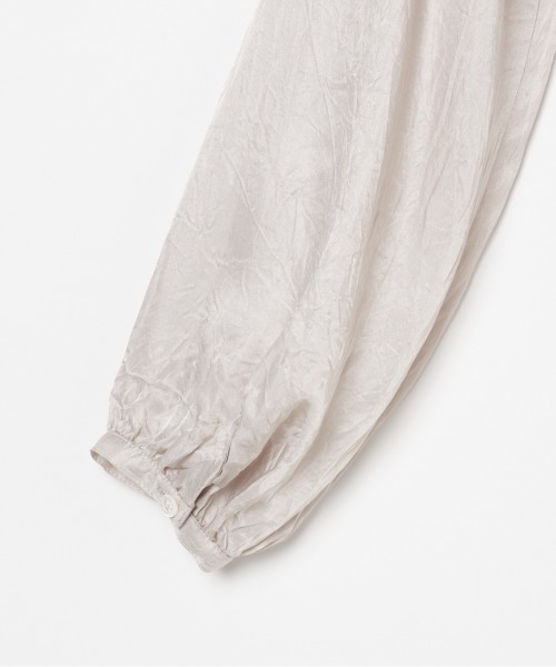 HELIOPOLE（エリオポール）の「CREPE SHEER GATHERED BLOUSE（シャツ/ブラウス・レディース・ホワイト/ライトグレー・38）」の4枚目の写真
