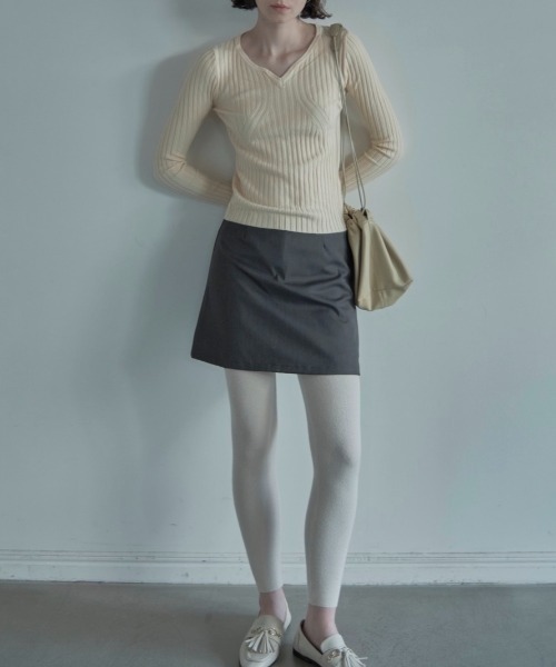 ALORA THE WAY(アロラザウェイ)の「layered mini skirt(スカート・レディース・オフホワイト/グレー・MEDIUM)」の13枚目の写真