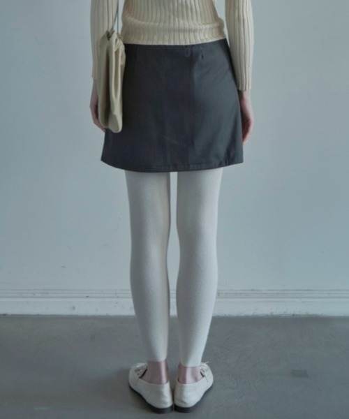 ALORA THE WAY(アロラザウェイ)の「layered mini skirt(スカート・レディース・オフホワイト/グレー・MEDIUM)」の12枚目の写真