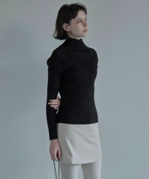 ALORA THE WAY(アロラザウェイ)の「layered mini skirt(スカート・レディース・オフホワイト/グレー・MEDIUM)」の15枚目の写真