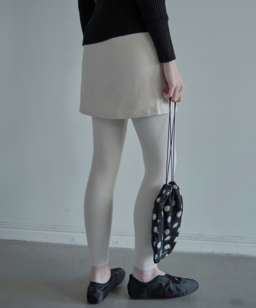 ALORA THE WAY(アロラザウェイ)の「layered mini skirt(スカート・レディース・オフホワイト/グレー・MEDIUM)」の19枚目の写真